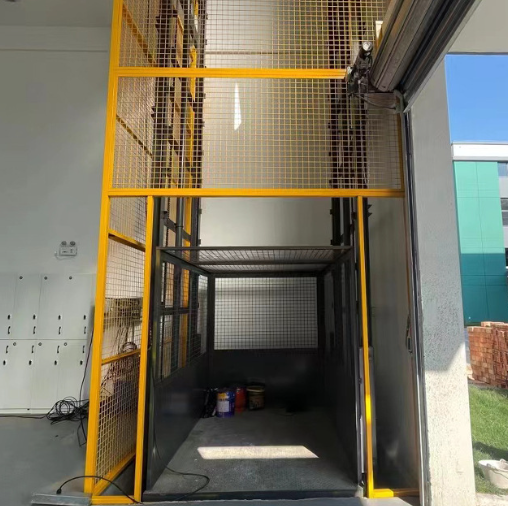 贵溪导轨式升降机助力物流园破解运输难题