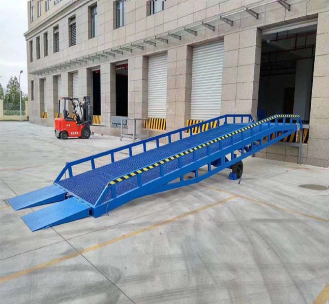贵溪移动式登车桥装卸